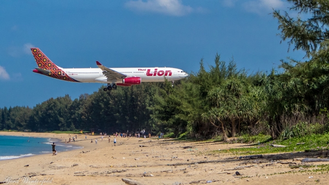 Boeing 737 der Lion Air, Endanflug Phuket Boeing 737 der Lion Air, Endanflug Phuket